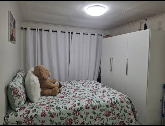 BEDROOM APARTMENT FOR SALE IN COMMERCIA
